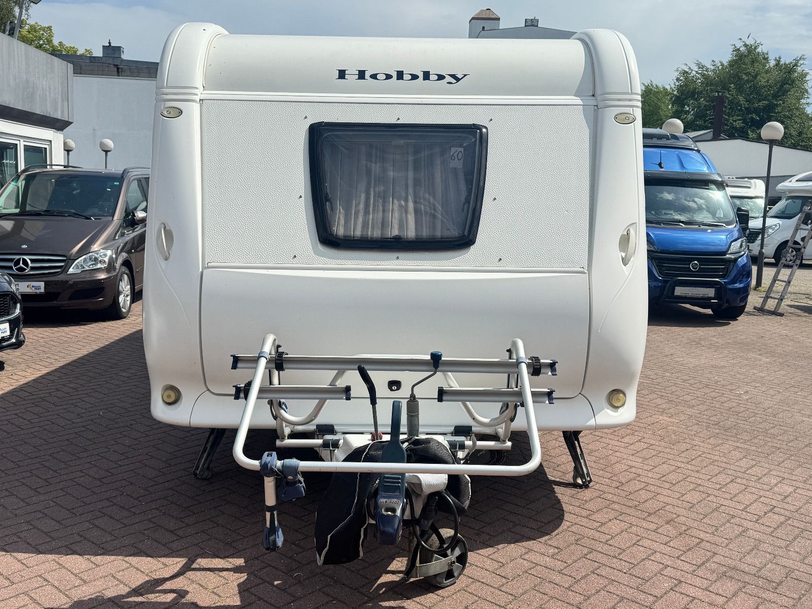 Fahrzeugabbildung Hobby 545 KMF DE LUXE SAT TV MOVER RUNDSITZGRUPPE