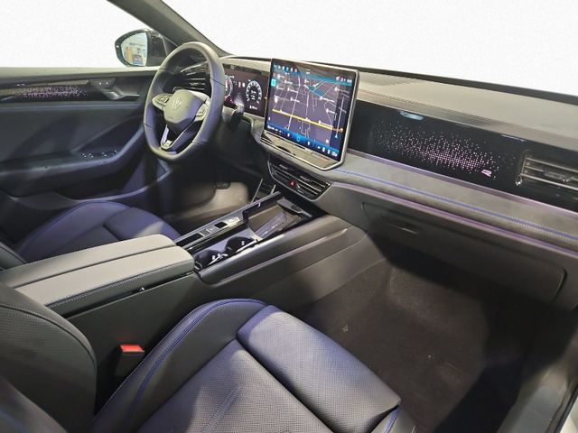 Passat R-Line 2,0 TDI 4M DSG SIGNATURE+LEDER+AHK