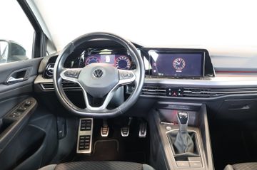 Volkswagen Golf VIII 2.0 TDI Active AID+ACC+LED+CARPLAY