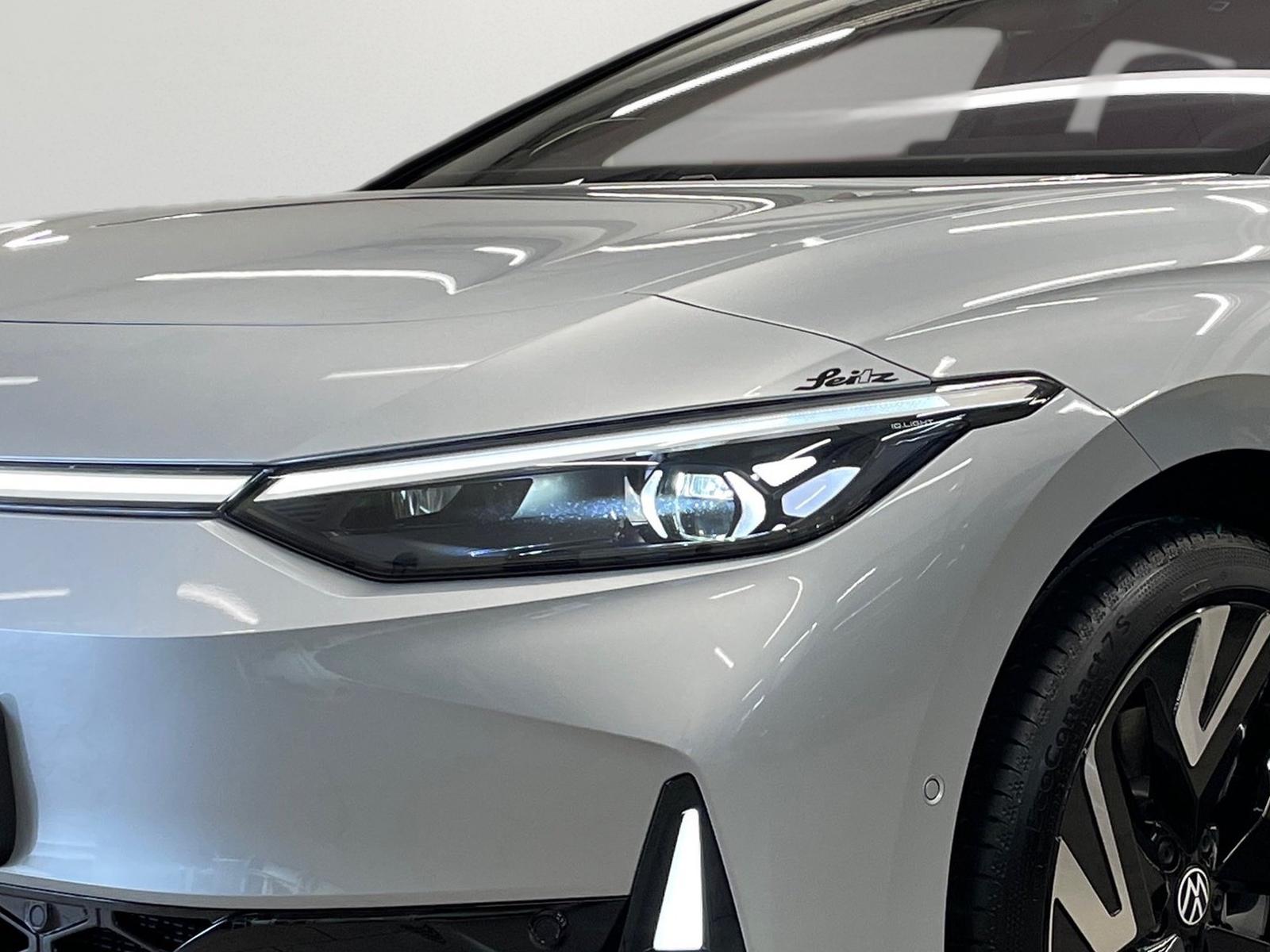 Volkswagen ID.7 Tourer 4M GTX *HEAD-UP*AHK*PANO*HARMAN*MATR