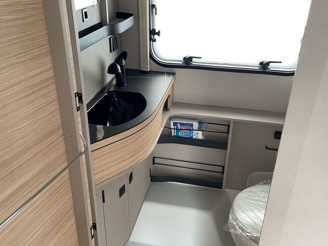 HYMER ERIBA HYMERCAR Touring 430 Urban Markise Dusche Komfort-Paket