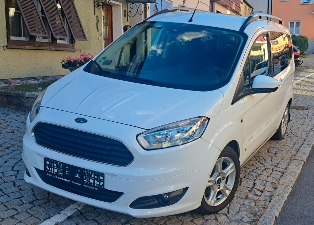 Image of Ford Courier