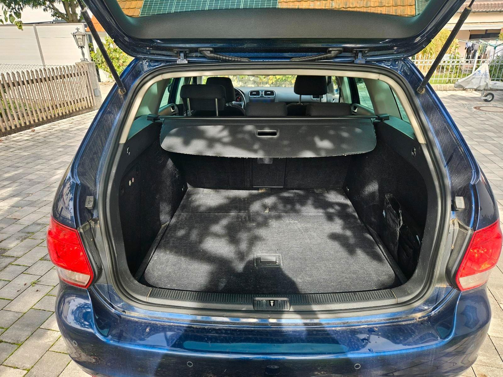 Volkswagen Golf 2011 — photo 8