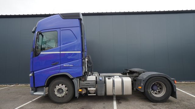 Volvo FH 420 ADR GLOBETROTTER EURO 6