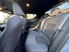 Fahrzeugabbildung C-HR Hybrid Team D Navi Kam Auto Abnehmbare Anhä