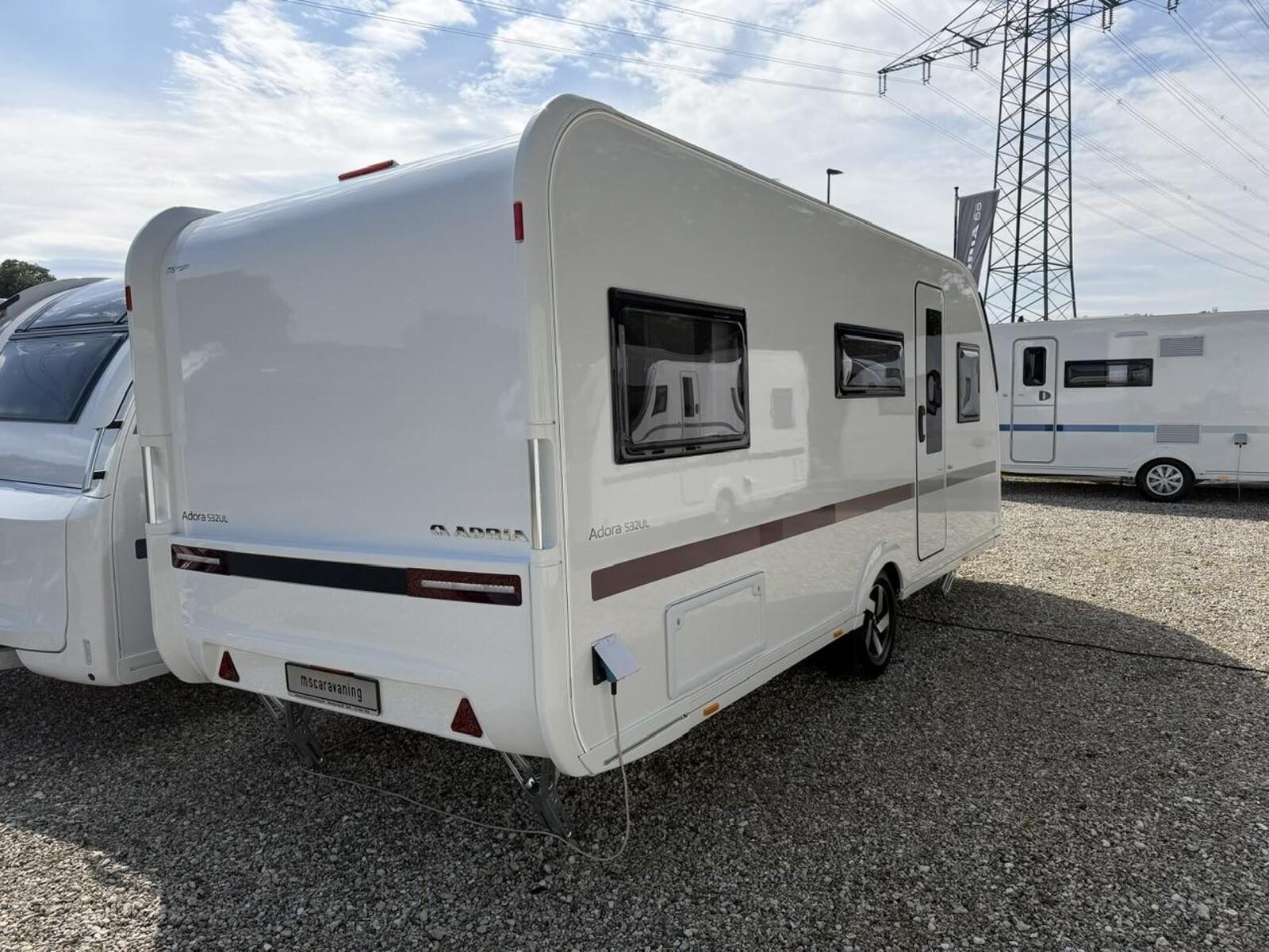 Adria Adora 532 UL FUBO MIKRO ALU UMRISS SOFORT