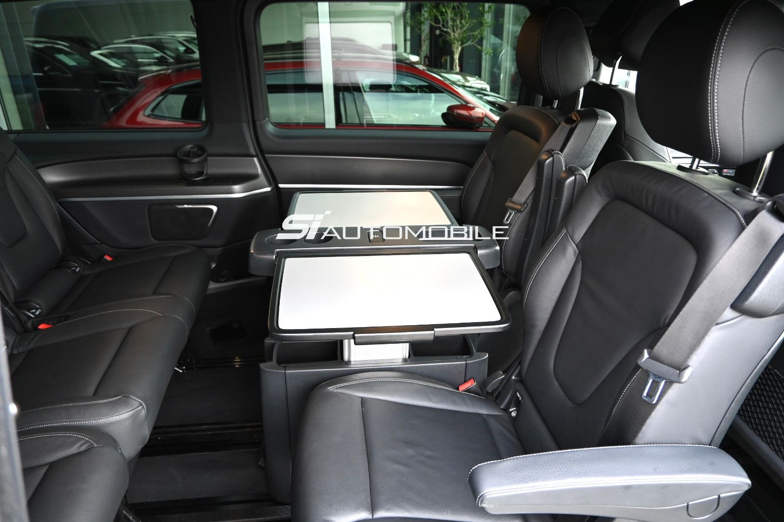 Fahrzeugabbildung Mercedes-Benz V 250 d 4Mat. AMG extralang °AIRMATIC°AHK°STHZ°