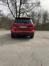 Mercedes-Benz GLE 350 d 4MATIC - AMG Night Paket  - rote Mercedes-Benz GLE-Klasse