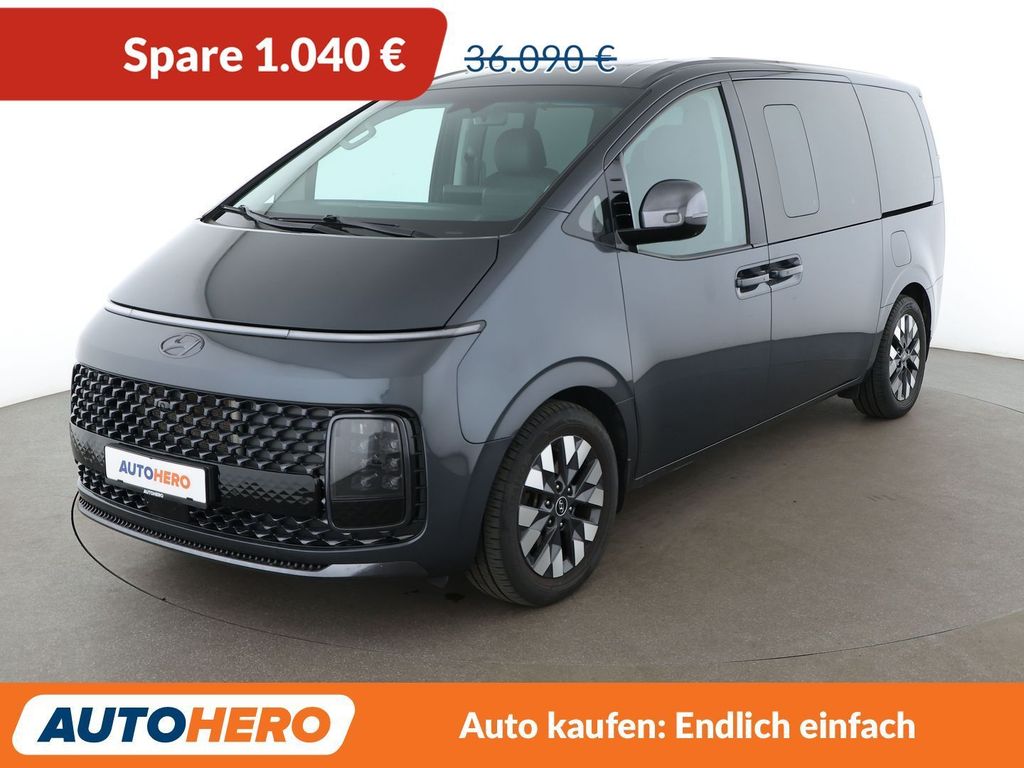 Image of Hyundai STARIA