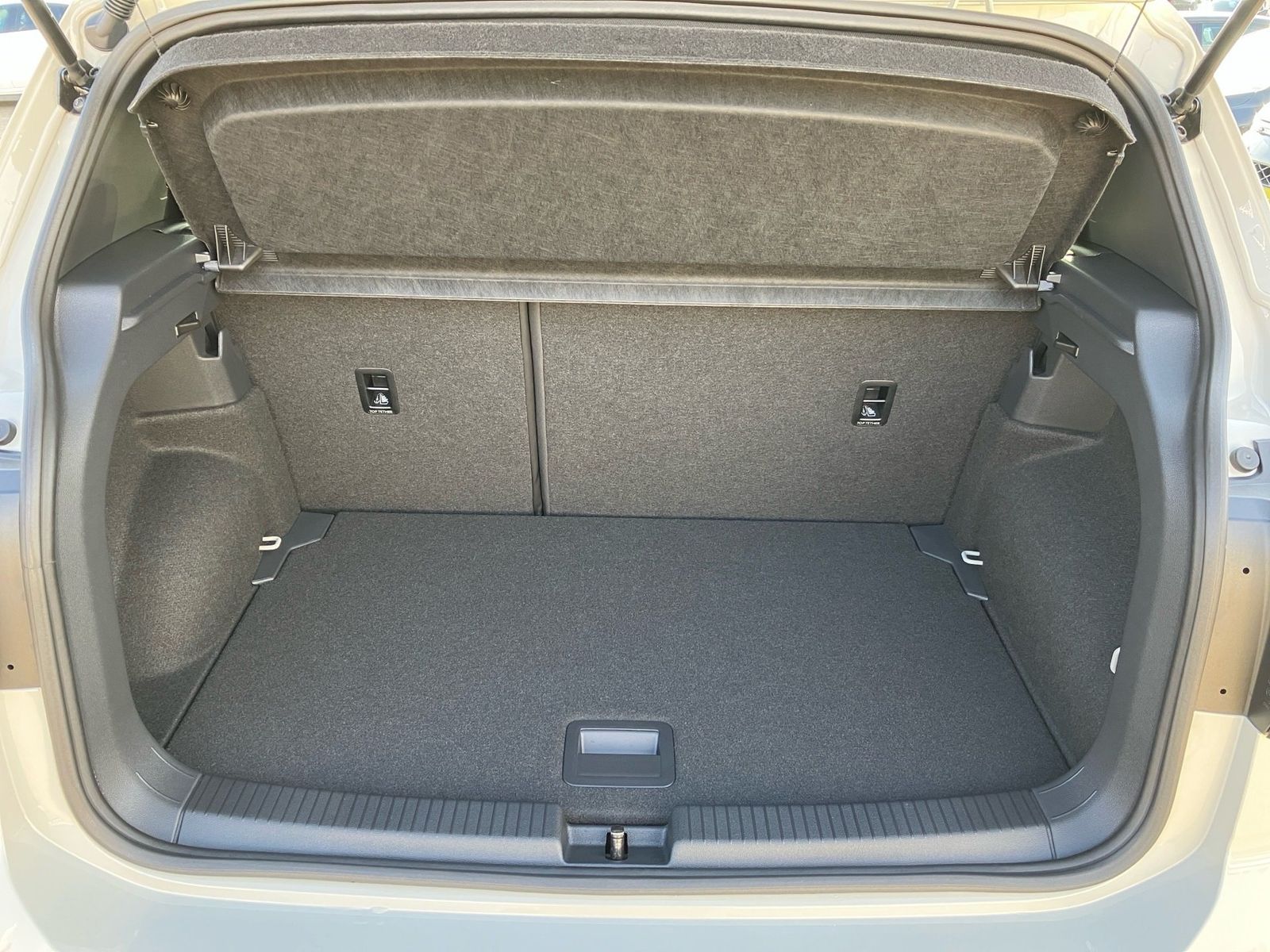 Volkswagen T-Cross - Bild 8