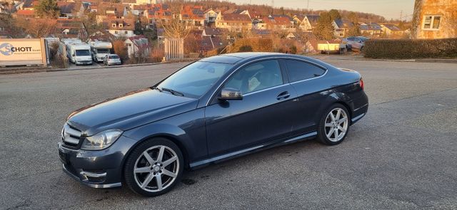 Mercedes-Benz C 350 Coupe  CGI BlueEfficiency AMG Paket Leder