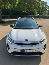 Kia Stonic Spirit 1.0 T-GDI Automatik 1. H. Gara - Kia Stonic von privat