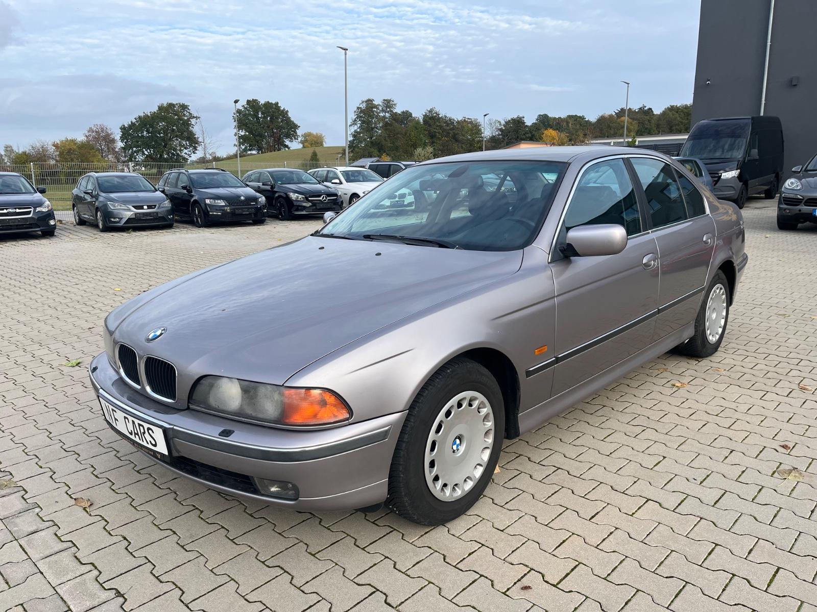 BMW 528