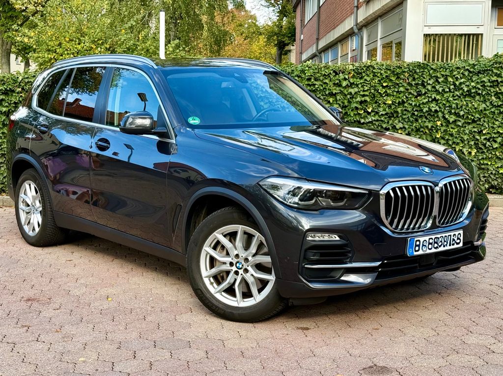 Image of BMW X5
