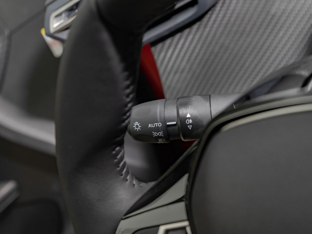 Peugeot 208 - Bild 15