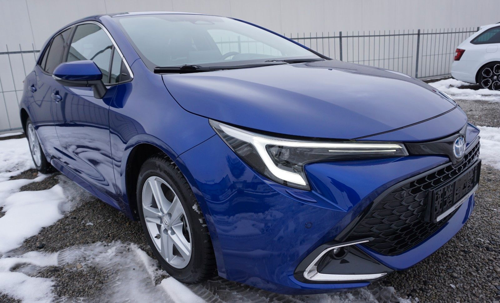 Fahrzeugabbildung Toyota Corolla Hybrid Lounge, Navi, LED, Kamera,Head Up