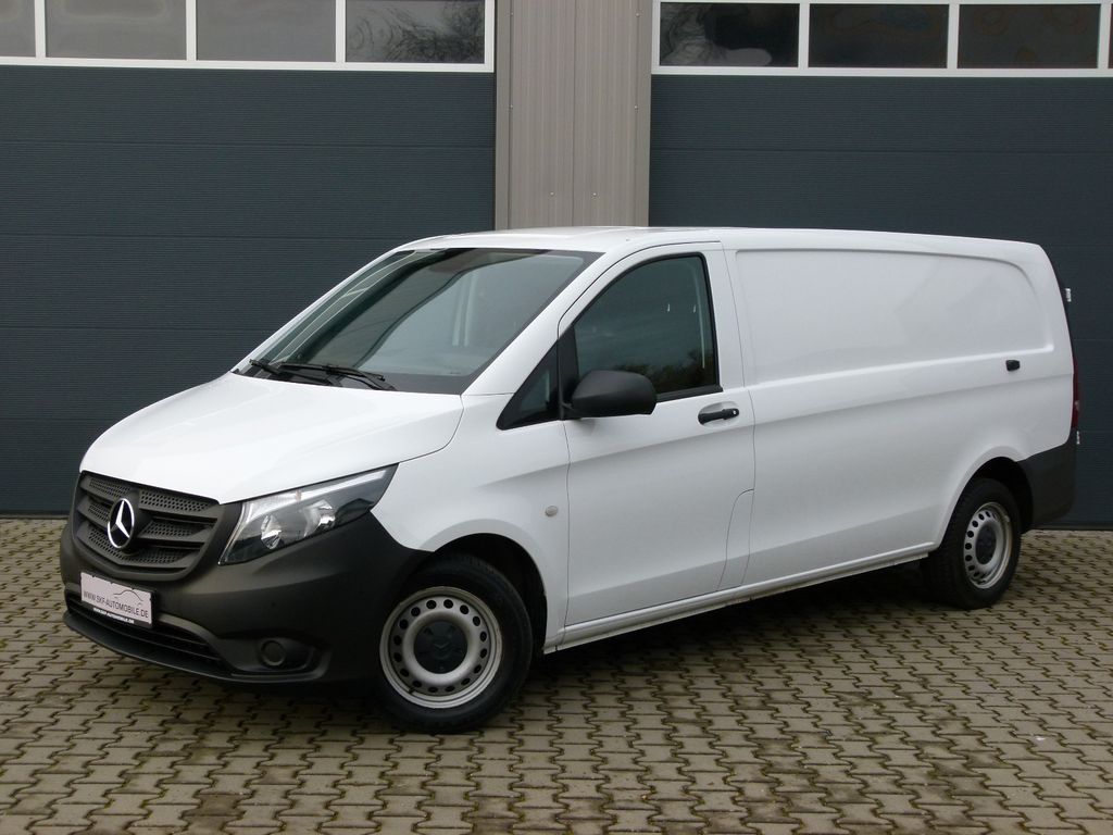 Image of Mercedes-Benz Vito