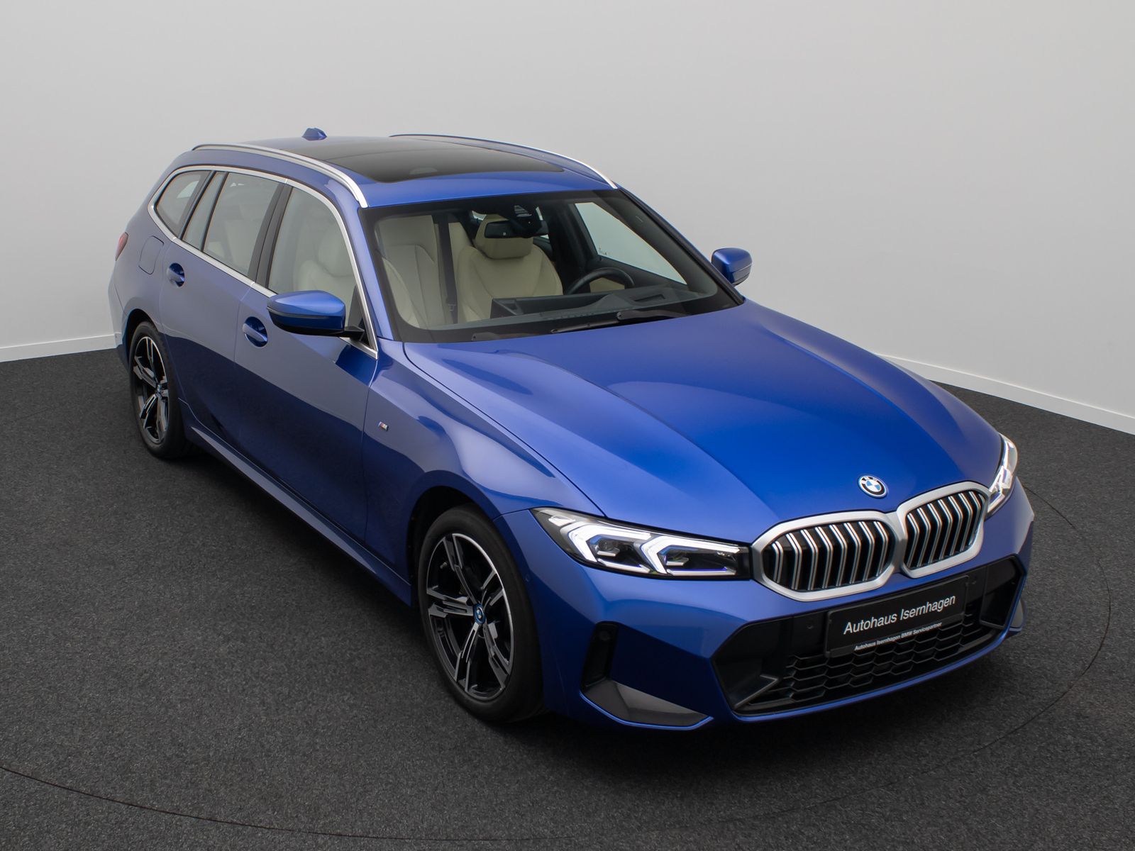 BMW 330e xD  M Sport Panorama Kamera HUD DAB HiFi imagem 3