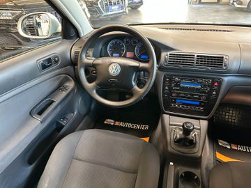 Volkswagen Passat*SZHZ*KLIMAAUTOMATIK*TÜV 092028*