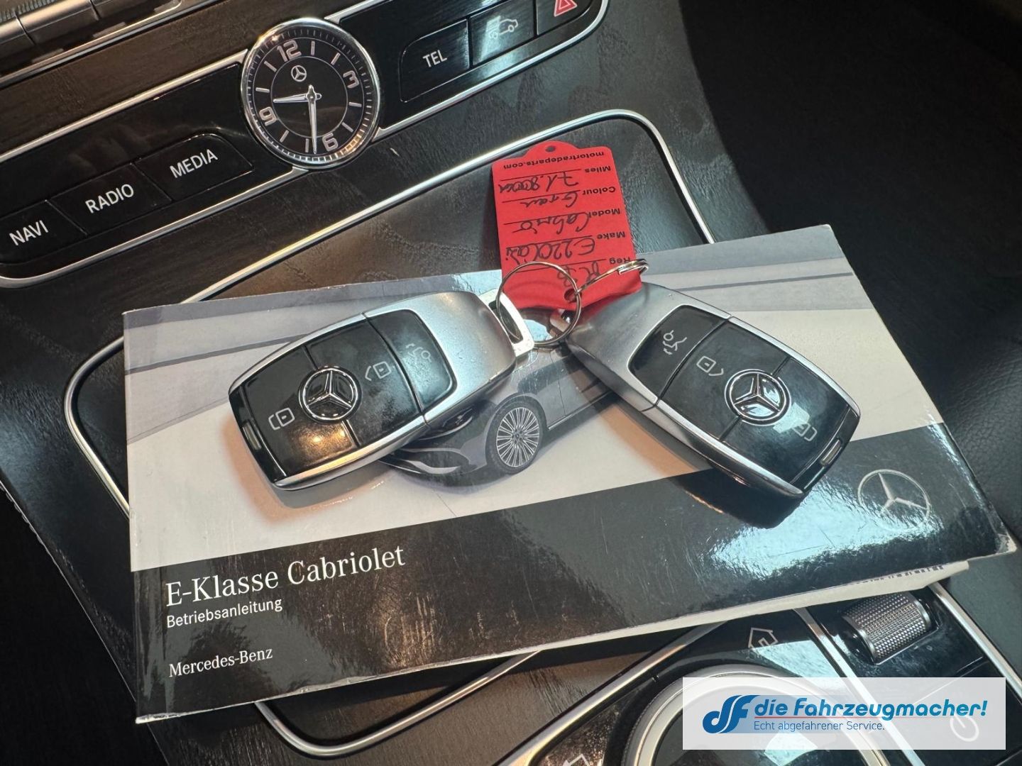 Fahrzeugabbildung Mercedes-Benz E 220 -Klasse Cabrio d  Navi Leder Memory Sitze