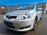 Toyota TOYOTA AURIS 1.4*KLIMA*ALU*PDC*EURO4* - Toyota Auris Gebrauchtwagen in Stuttgart