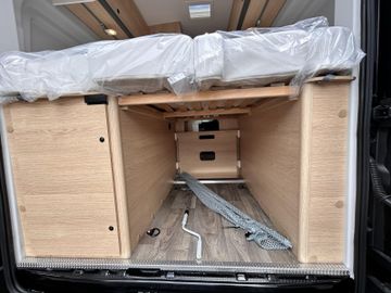 Sunlight Cliff 4x4 Greentrek 590 Assistenzpaket Bi-Xenon