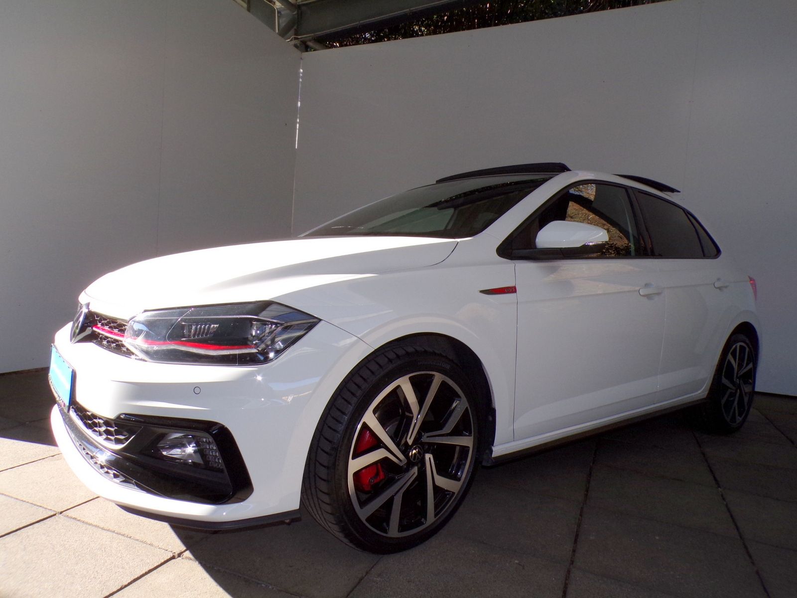 Volkswagen Polo 2.0 TSI GTI DSG 18' PANO APP CONNECT foto 4