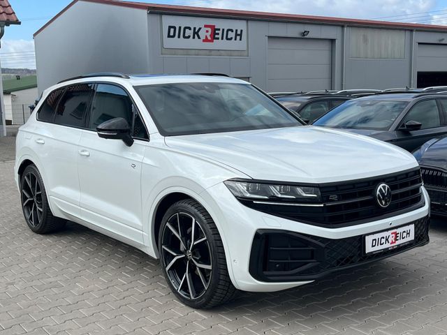 Volkswagen Touareg 3.0 TDI 4M R-Line VOLL Black 22" UPE 114T