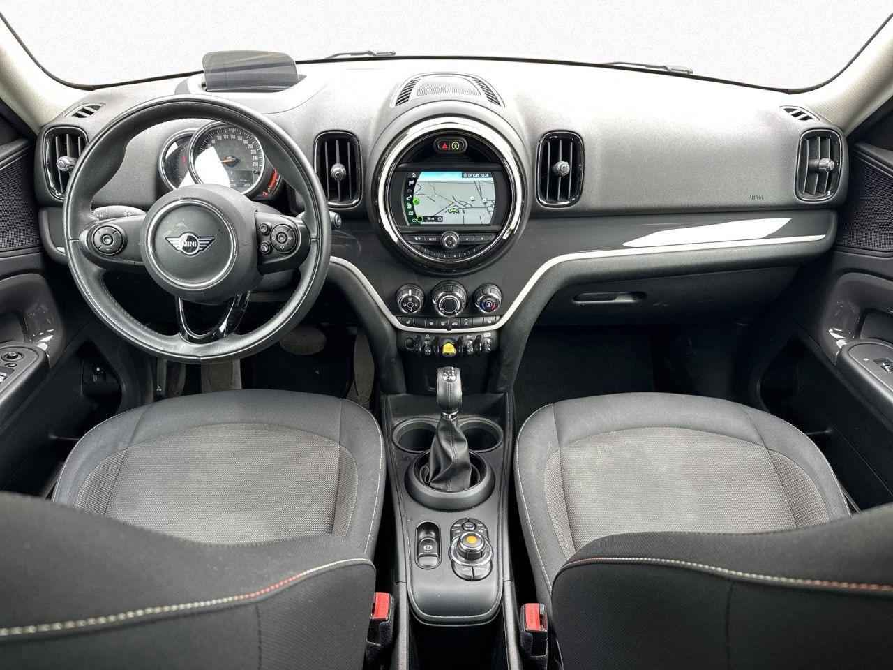MINI Cooper SE Countrym. ALL4 HUD,Navi,PDC,SHz,CarPl.