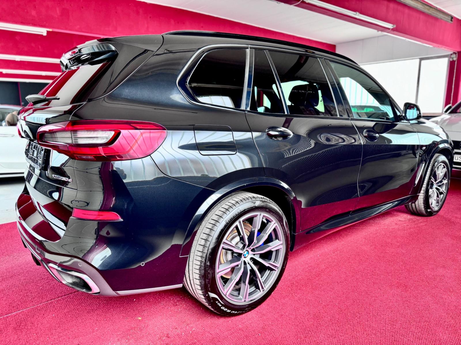 BMW X5 30d M Sport Individual DrivingAssist 360°