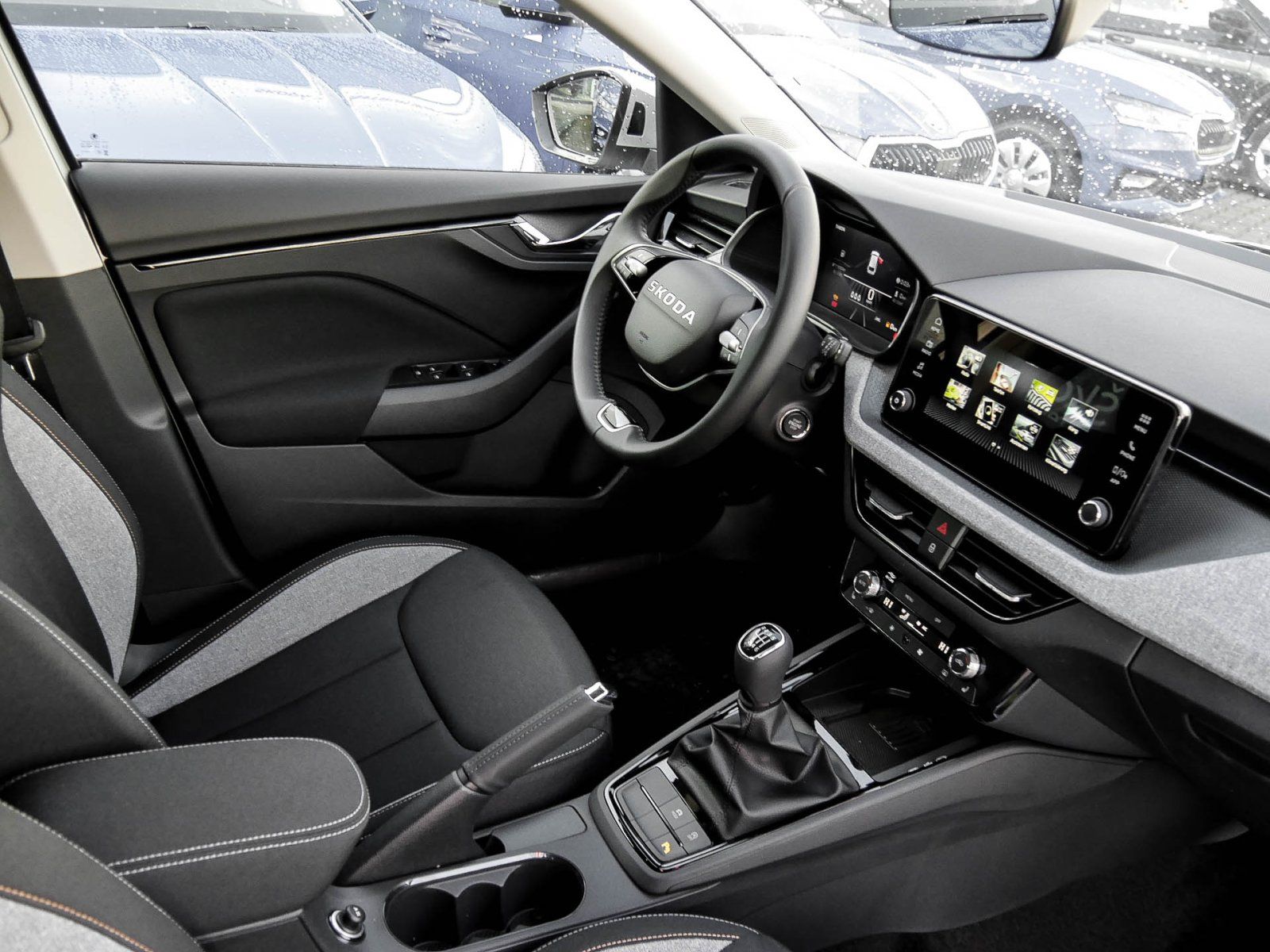 Skoda Scala 1.0 TOUR CAM ACC LM17 CARPLAY SITZHEIZUNG imagem 3