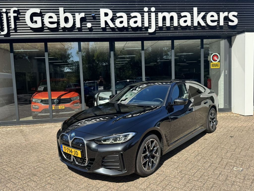 Image of BMW i4