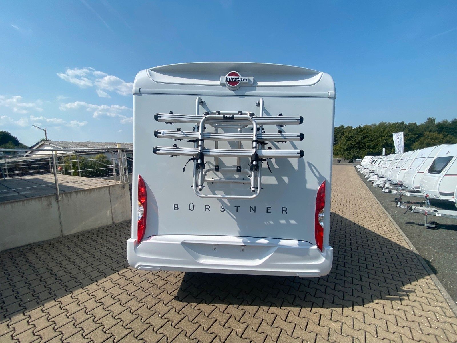 Fahrzeugabbildung Bürstner Lineo T 569 *165PS*Automatik*RFK*Markise*Radträg