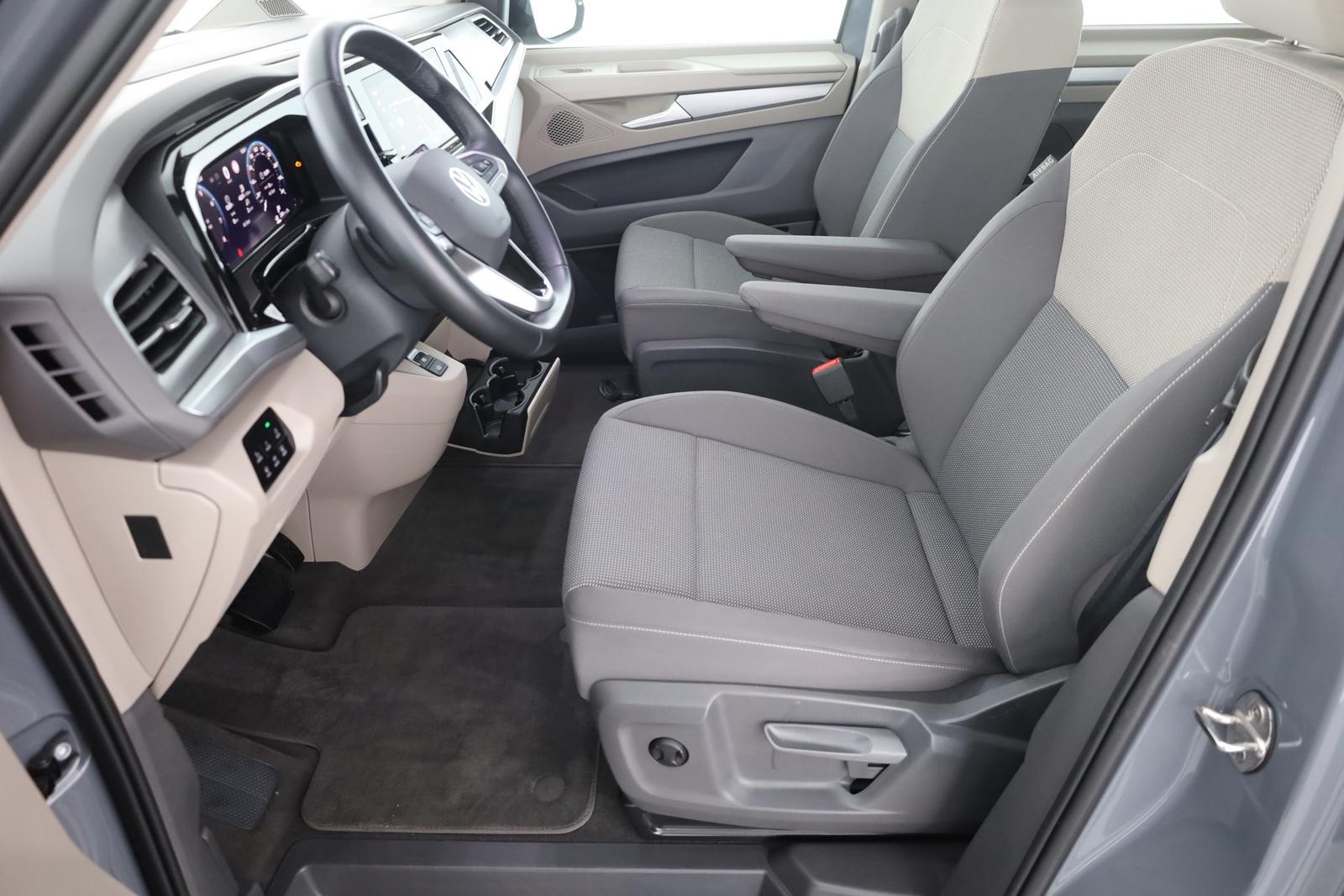 Volkswagen T7 Multivan 2.0 TSI DSG LED Navi AHK Panorama