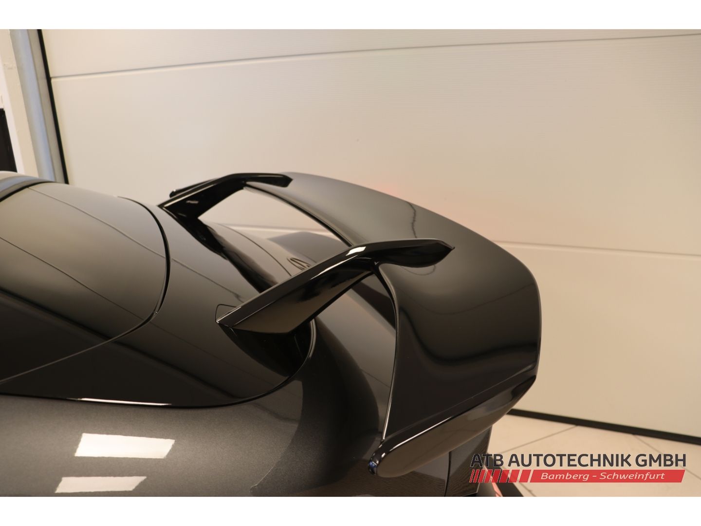 Fahrzeugabbildung Hyundai IONIQ 6 N 84kWh 609PS 4WD Sitzpaket Panoramadach
