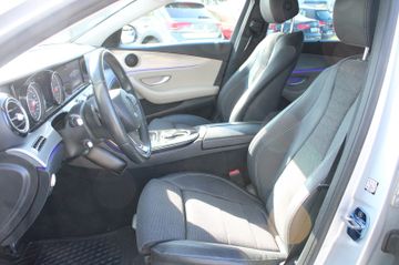 Mercedes E 220 - 11