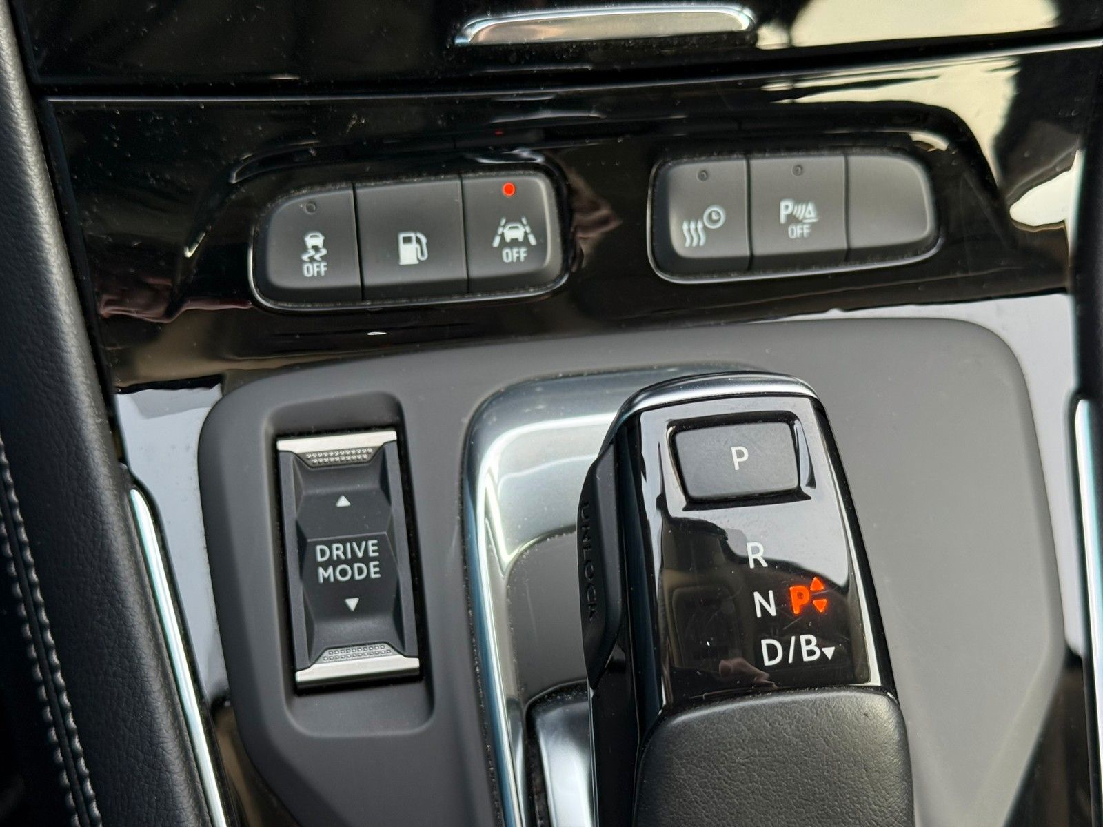 Fahrzeugabbildung Opel Grandland (X)+ALLRAD+ULTIMATE+AHK+NEUE BATTERIE