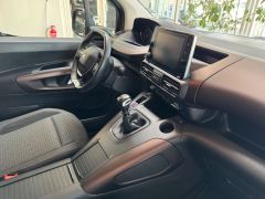 PEUGEOT Rifter 1.5 BlueHDi GT/2.HAND/PANO/CAM/NAVI/SHZ! PEUGEOT Rifter 1.5 BlueHDi GT/2.HAND/PANO/CAM/NAVI/SHZ!