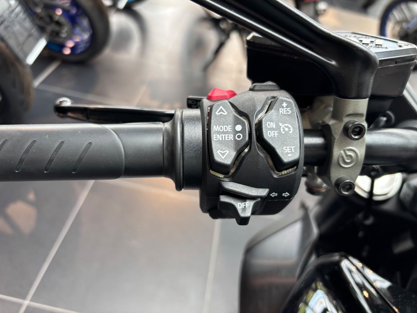 Fahrzeugabbildung Ducati Diavel V 4