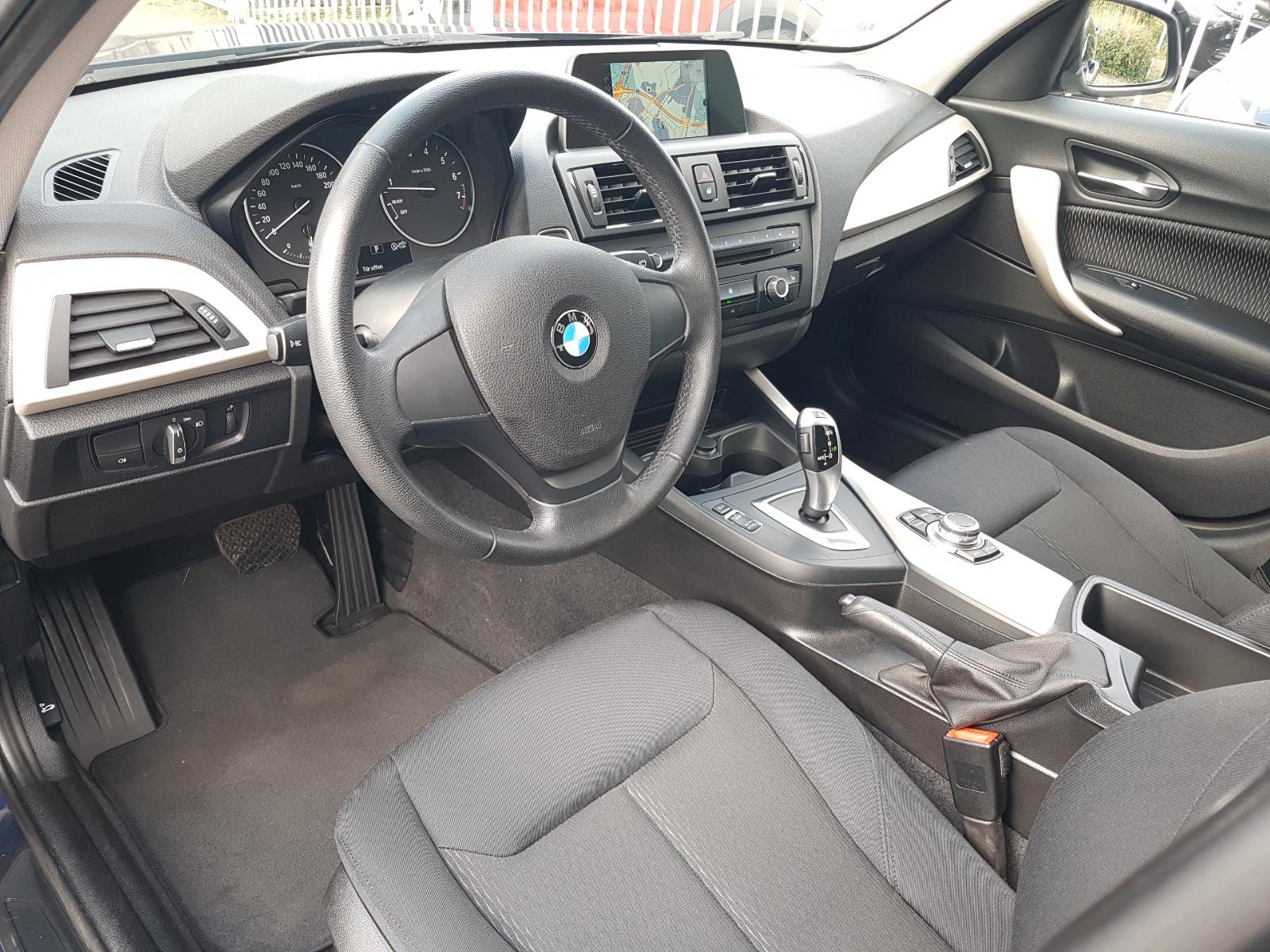 BMW 116i Automatik 1.Hand eGlasdach Navi Sitzheizg.