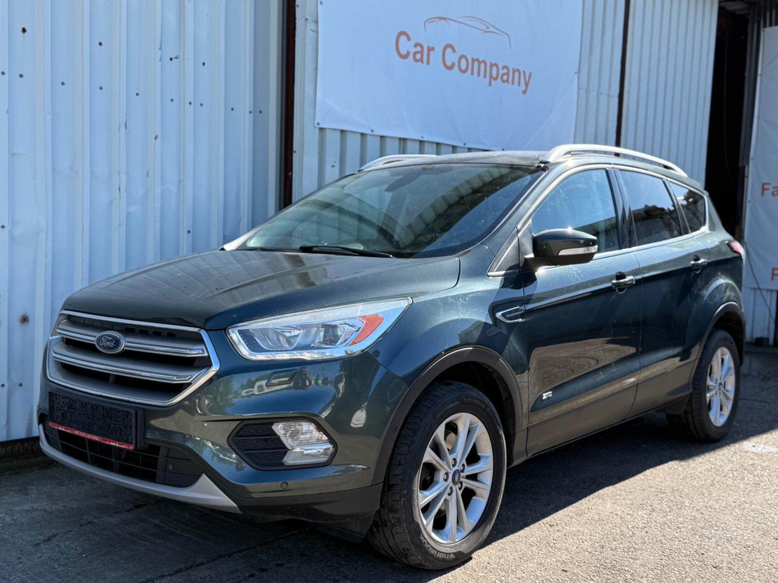 Ford Kuga Titanium 1.Hand*Automatik*Allrad*AHK*