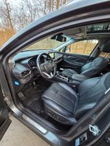 Hyundai SANTA FE 2.2 CRDi Style 4WD 8AT SEVEN Style - Hyundai SANTA FE von privat