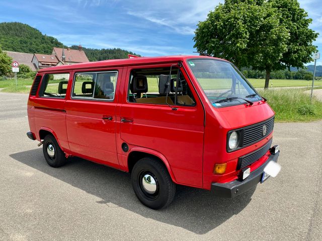 Volkswagen T3 Kombi 2.1 WBX in außergewöhnlichem Zustand 