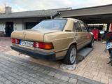Mercedes-Benz E190 - Mercedes-Benz 190 aus 1986: 190e