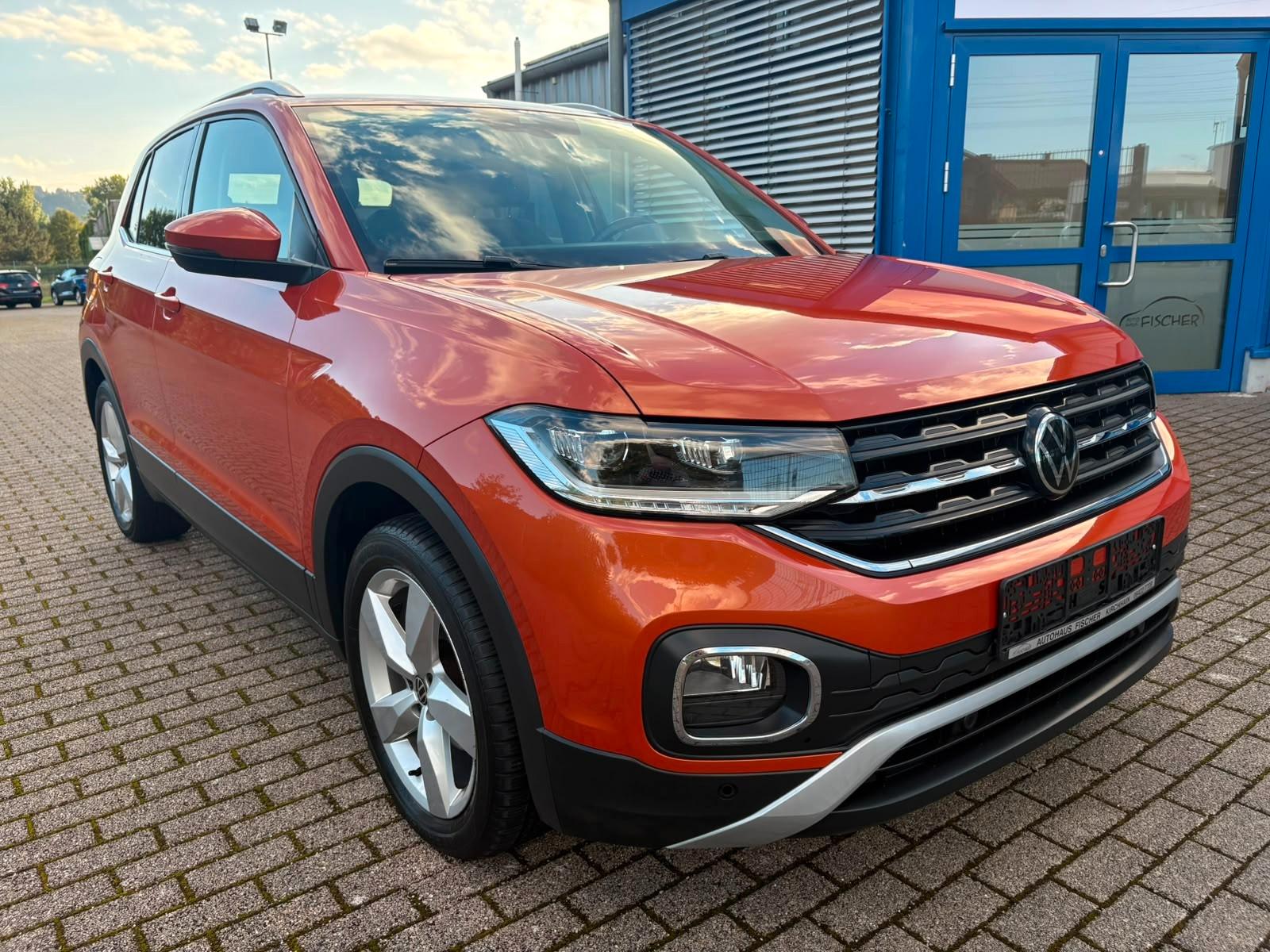 Volkswagen T-CROSS 1.0 TSI STYLE AHK KAMERA NAVI ACC APP C