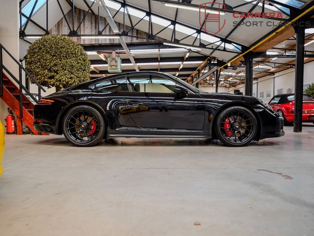 Porsche 991