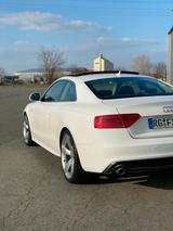 Audi A5 3.0 TDI S-Line/Xenon/Navi/Pano/PDC/tiptronic - Audi A5 aus 2009: Line