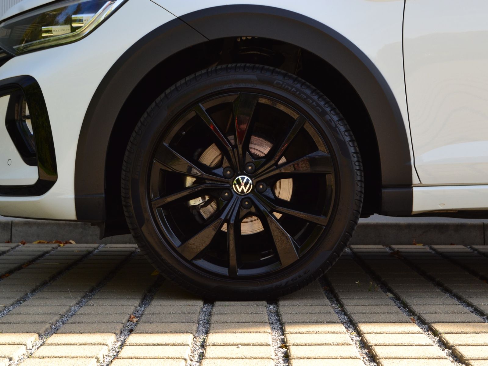 Taigo 1.0 TSI 110 PS R-Line BLACK-STYLE/MATRIX-L