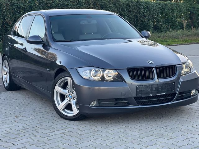 BMW 320i -AUTOMATIK +Bi Xenon+2xPDC+TEMPOMAT 