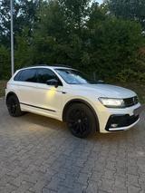 Volkswagen VOLKSWAGEN TIGUAN R-LINE BLACKSTYLE DESIGN - Volkswagen Tiguan: De